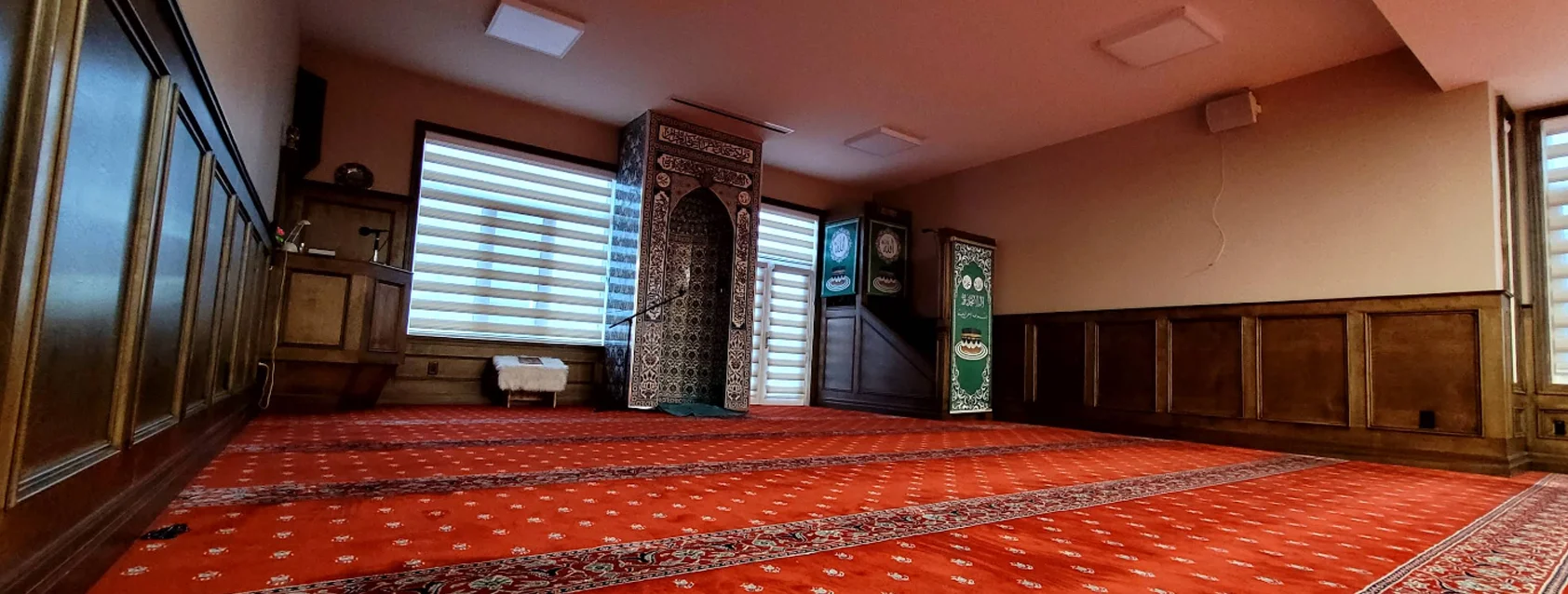 Exterior view of Mevlana Masjid Toronto building